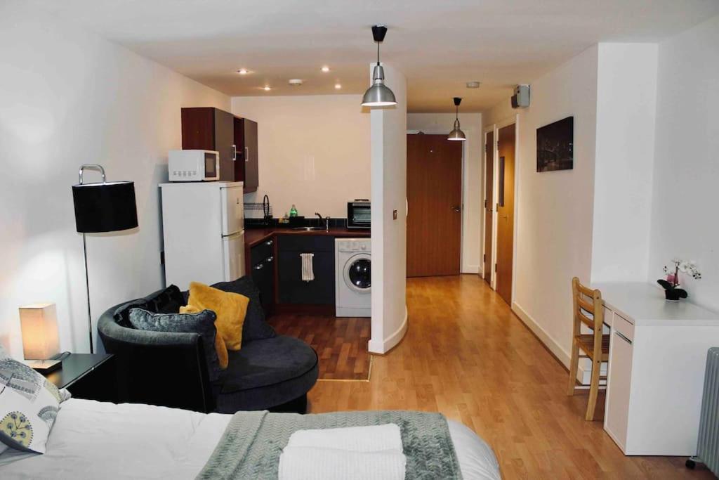 Modern City Central Studio Apt Birmingham Exteriér fotografie
